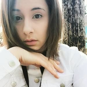 Meet your Posher, Alexandra